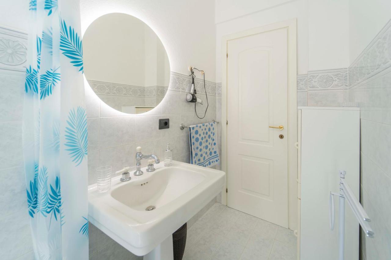 193 - Casa Via Della Chiusa - Centralissimo E Vicino Alla Baia Del Silenzio, Spiaggia E Mare 150M - Parcheggio Gratis Incluso E Aria Condizionata سيستري ليفانتي المظهر الخارجي الصورة