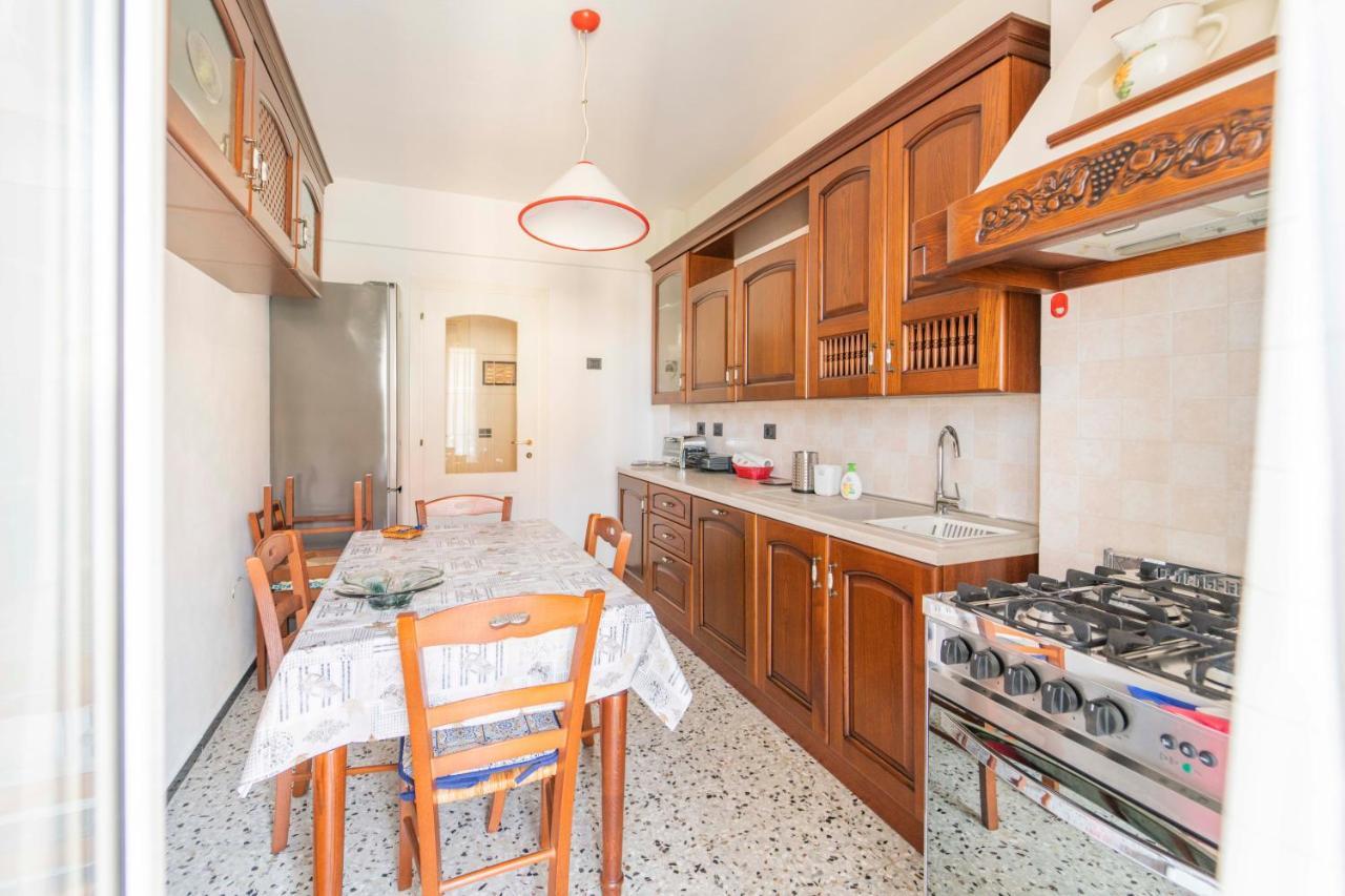 193 - Casa Via Della Chiusa - Centralissimo E Vicino Alla Baia Del Silenzio, Spiaggia E Mare 150M - Parcheggio Gratis Incluso E Aria Condizionata سيستري ليفانتي المظهر الخارجي الصورة